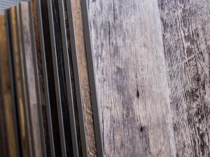 Bodenmusterplatten in Holzoptik